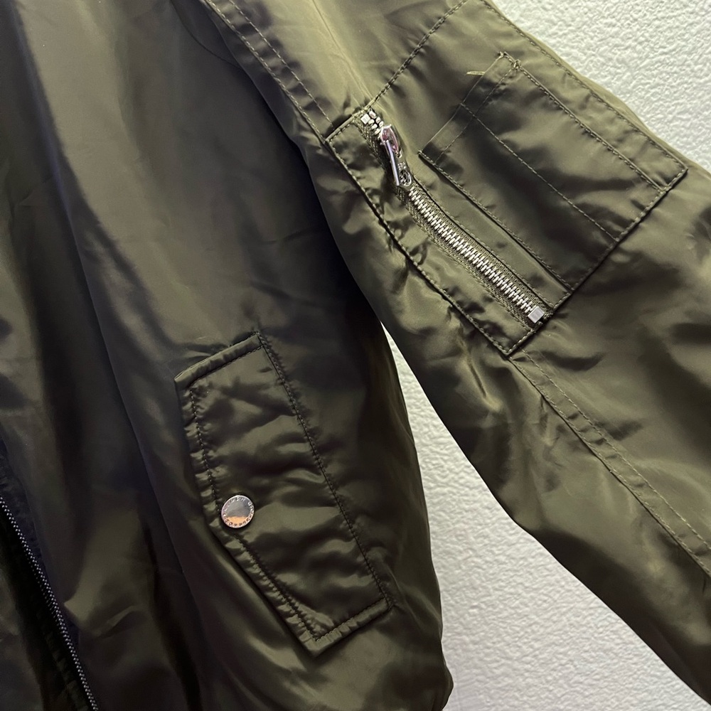Bomber Jacket - Picture 2 of 4